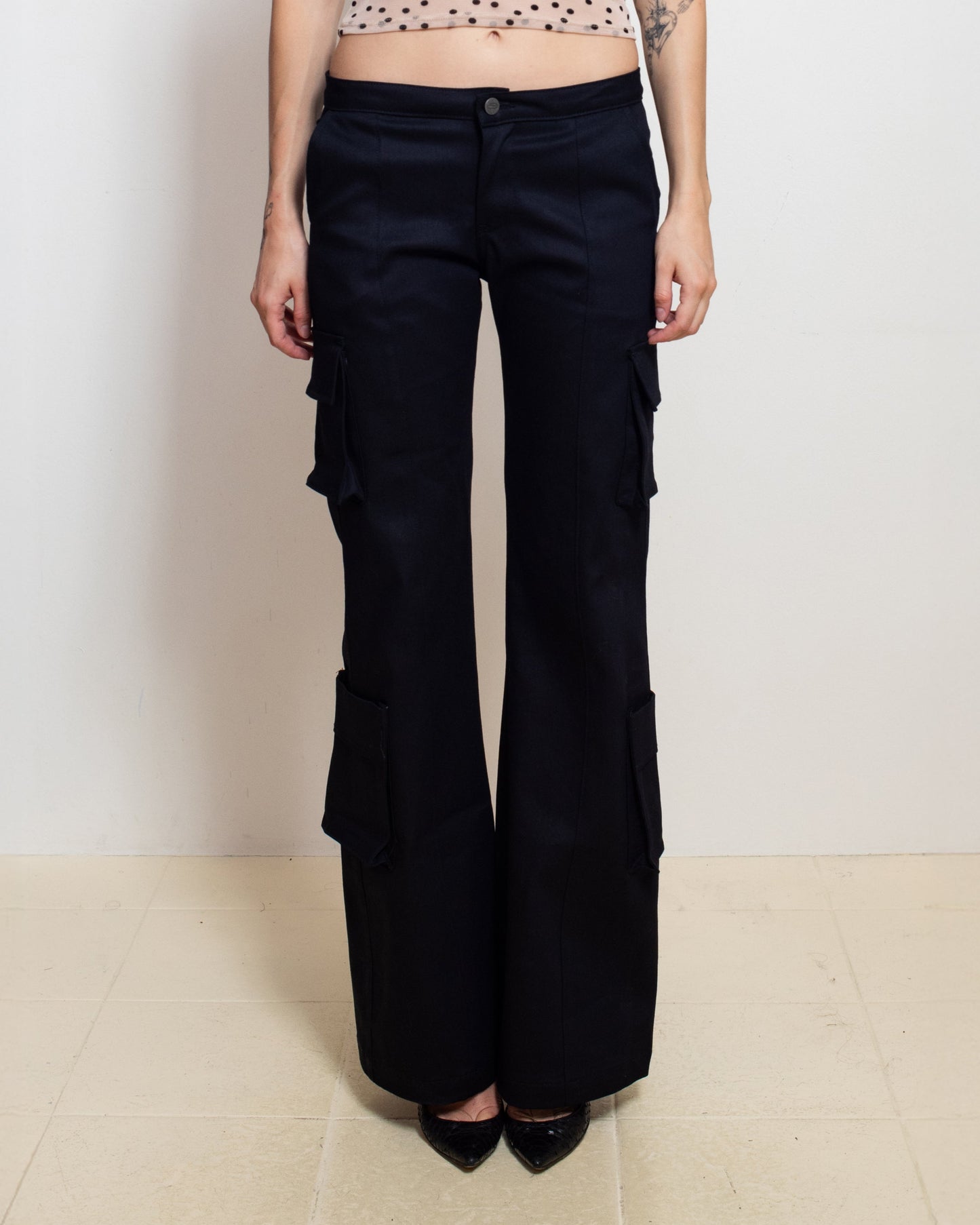 Bootcut Cargo Pant in Black