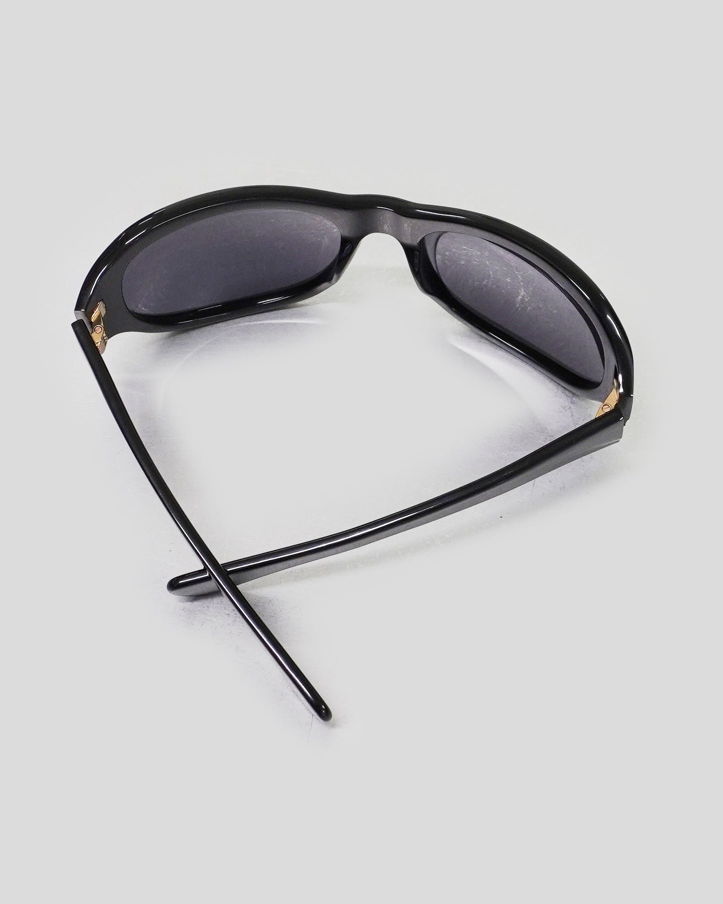 The Atlas in Black/Black