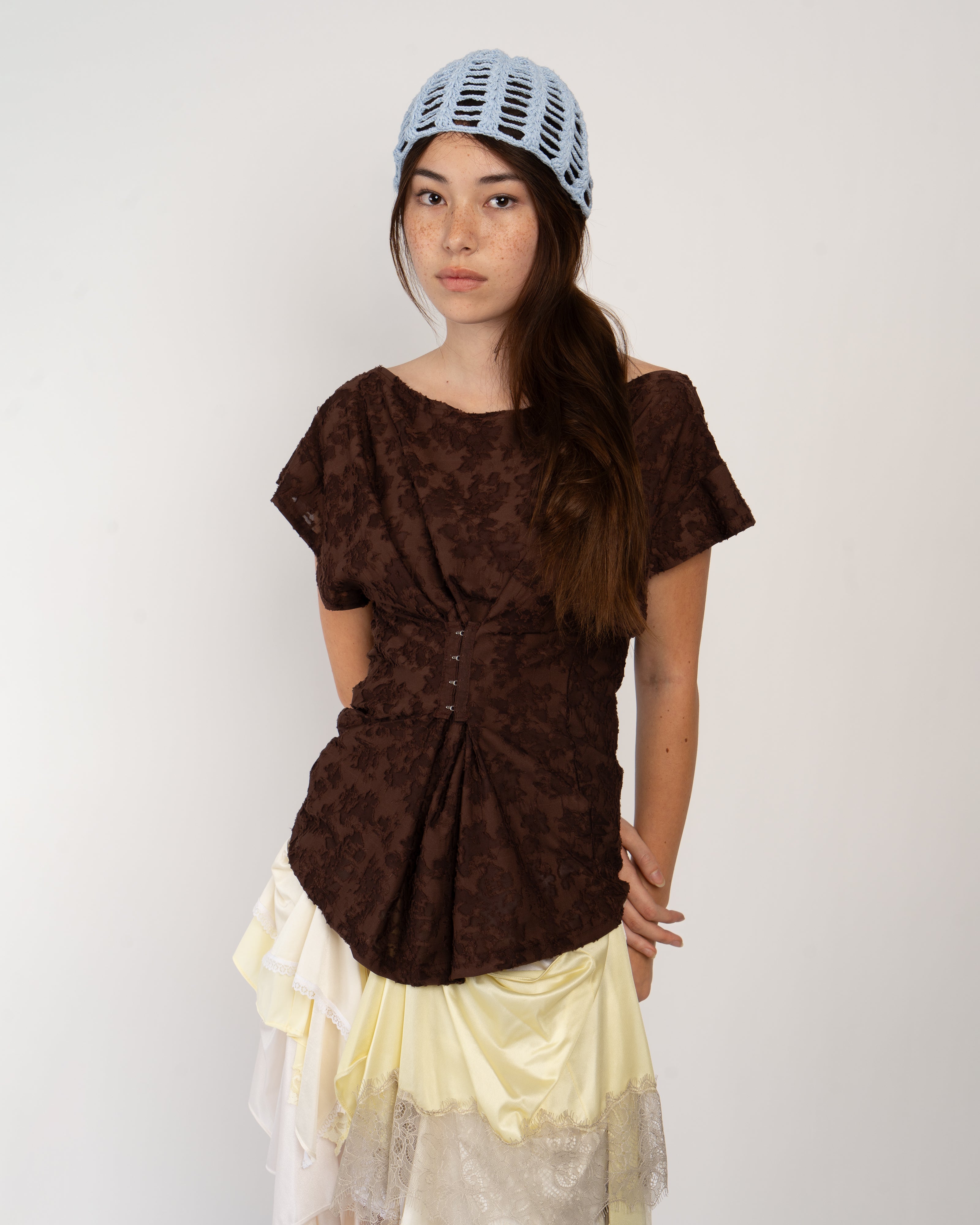 Flake Top in Brown