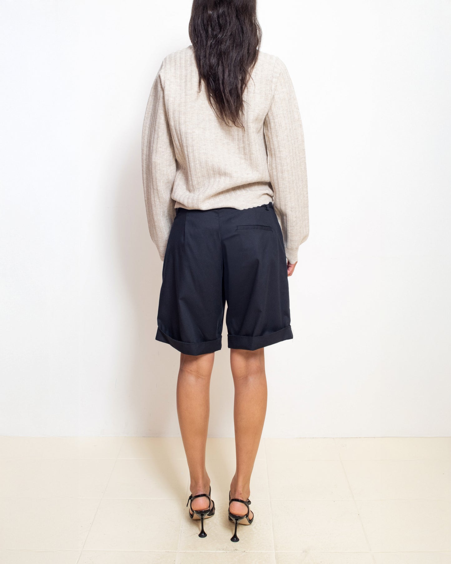 Pleated Shorts in Nero