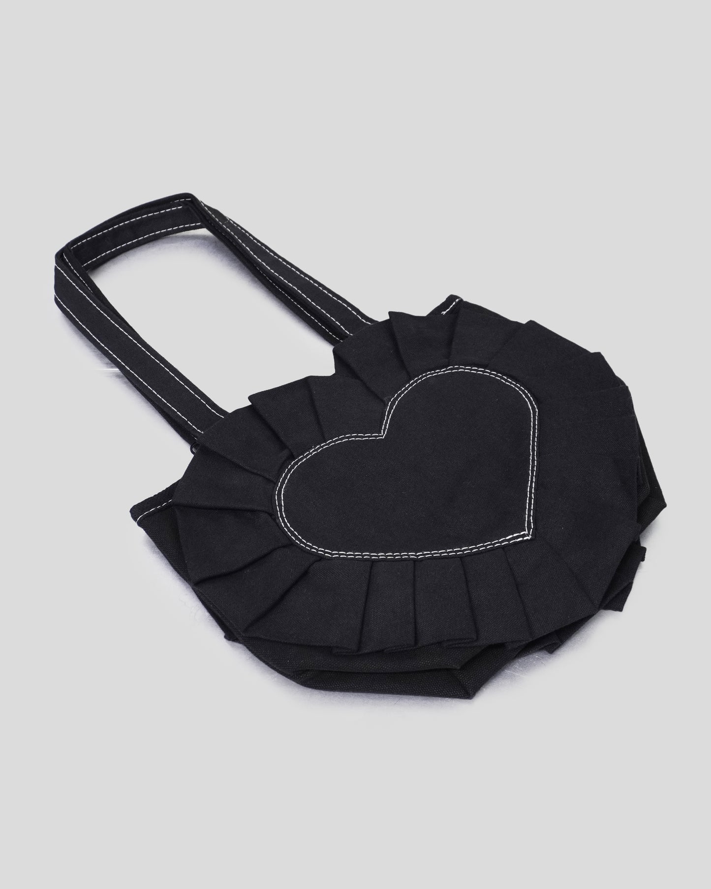 Black Heart Ruffle Tote
