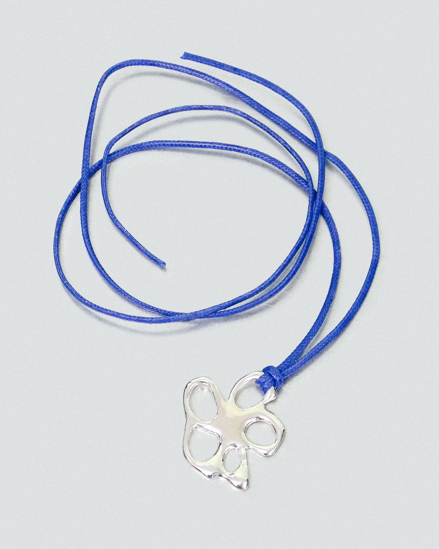 Met Flower Necklace in Blue