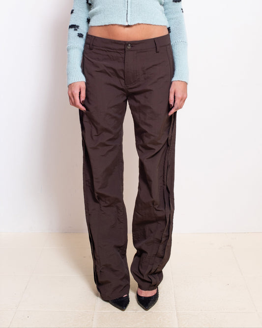 Unhinged Pleated Pants Brown