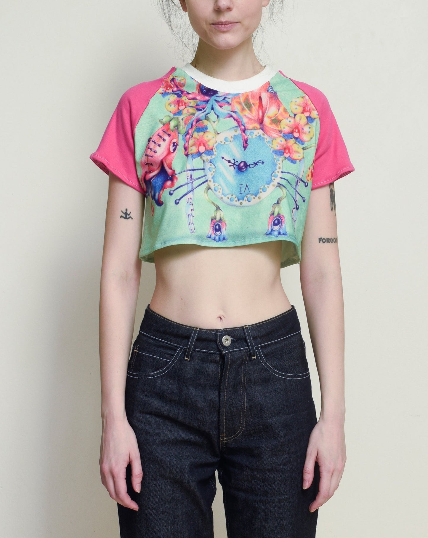 Ema T-shirt with Pink Sleeves