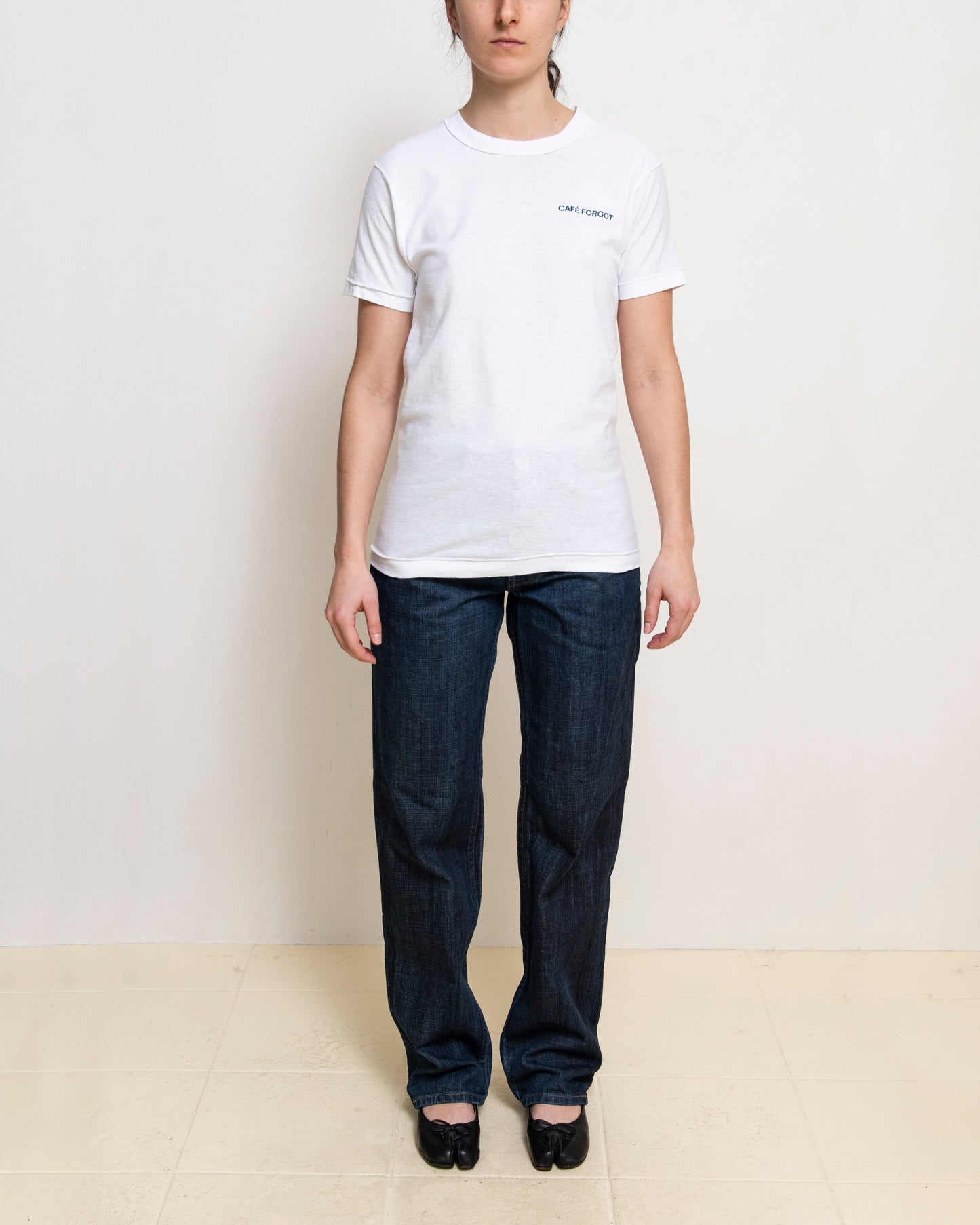 Café Forgot - White CF T-shirt with Navy Print