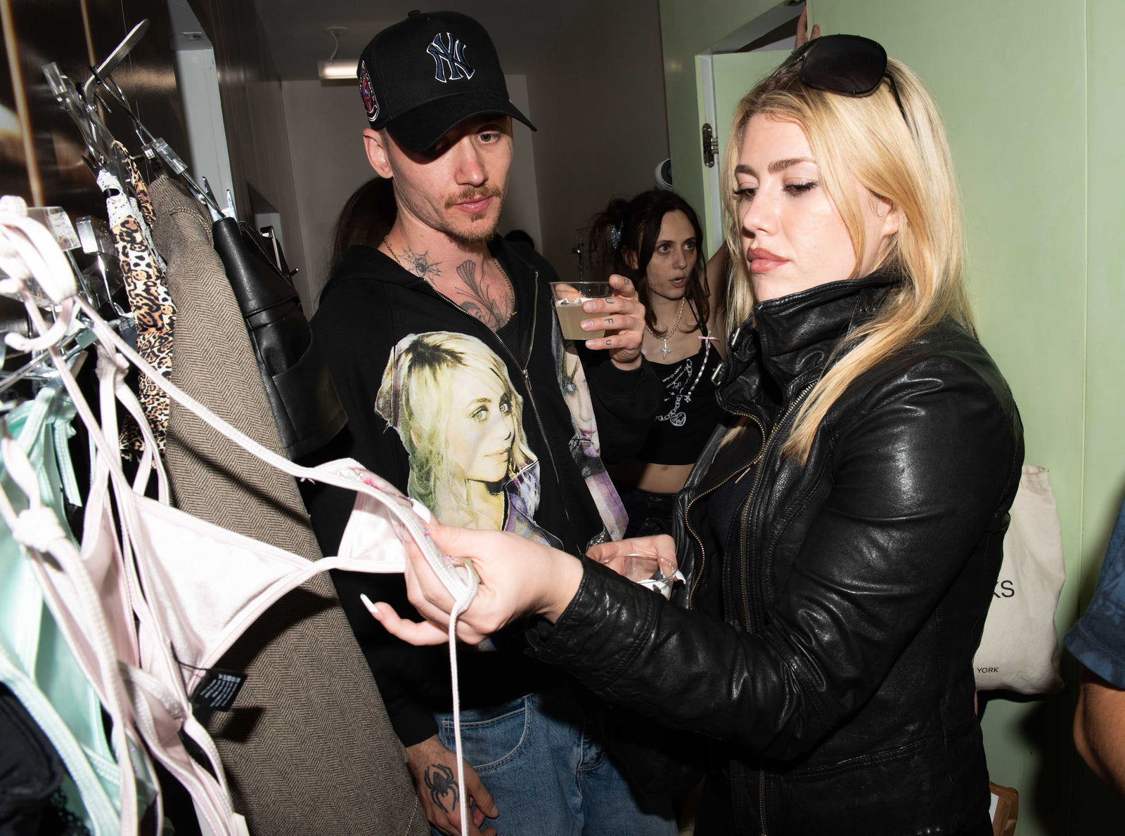 Niihai Store Takeover