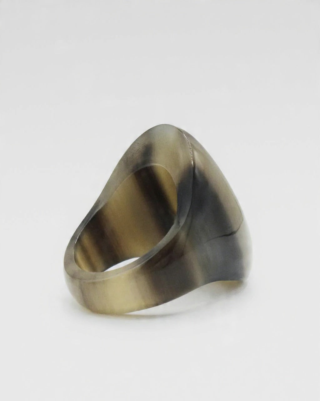 Horn Signert Ring
