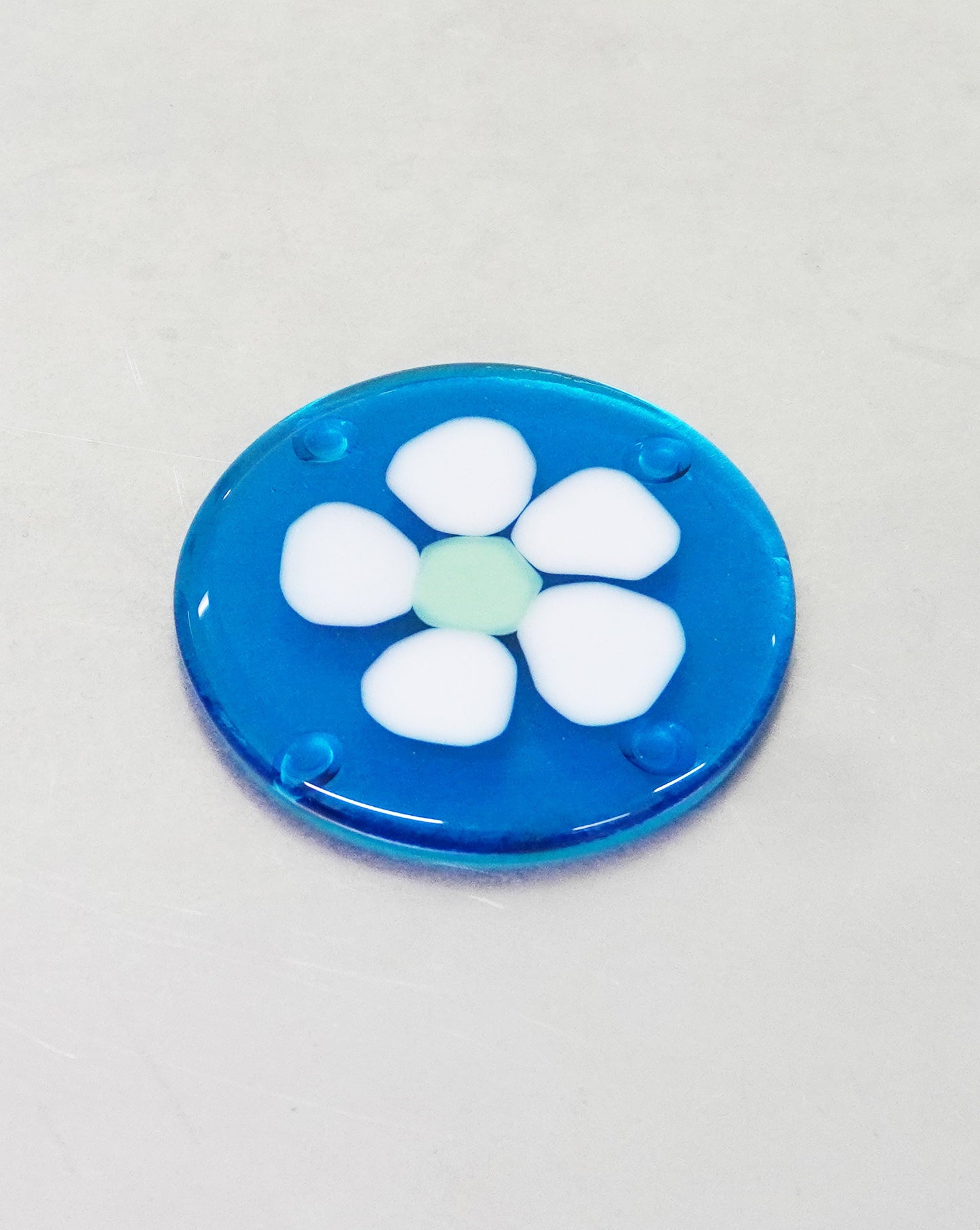 Dot - Sky Glass Coaster with White Blue Flower