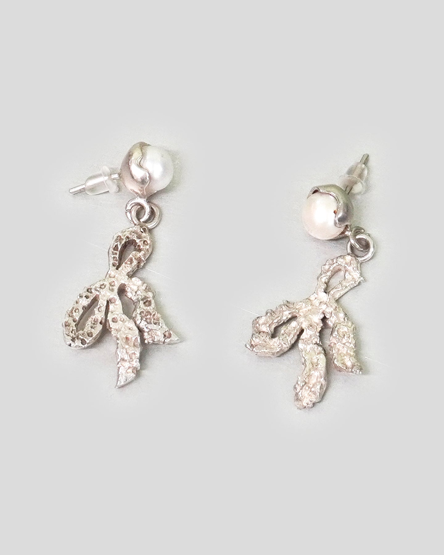 Coral Bow Mini Earrings in Silver