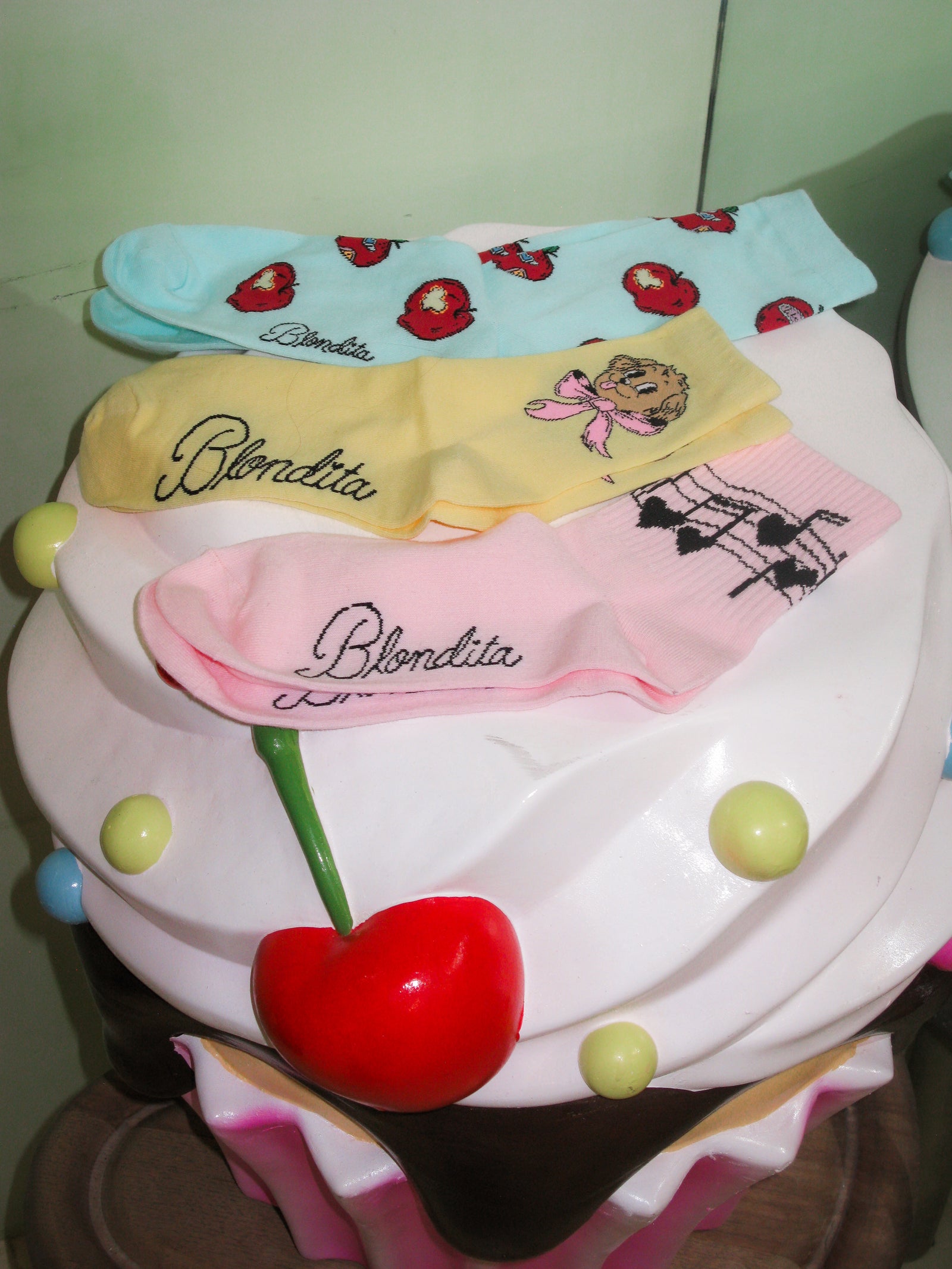 Blondita Weekend Takeover