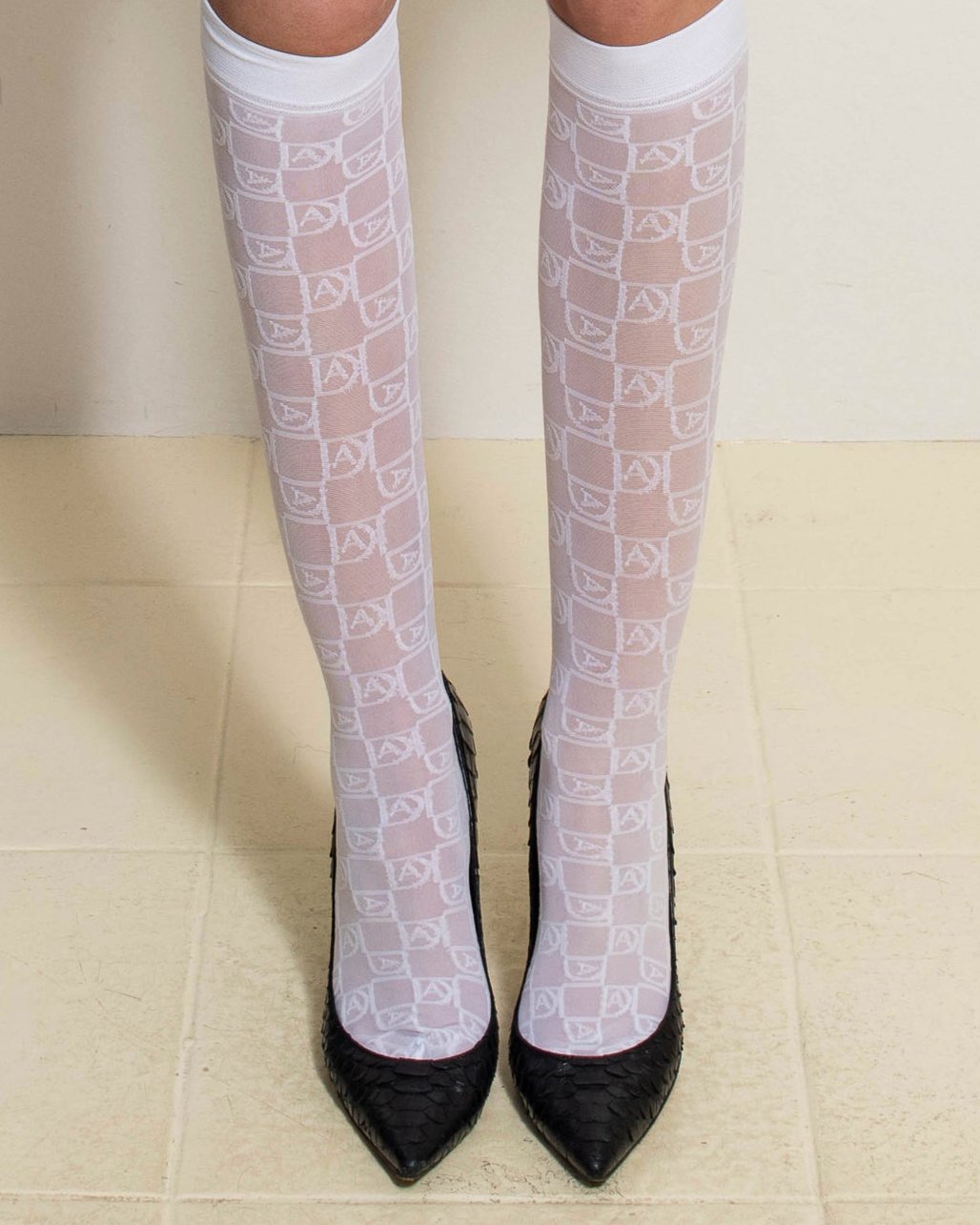 Original Knee High Socks in White