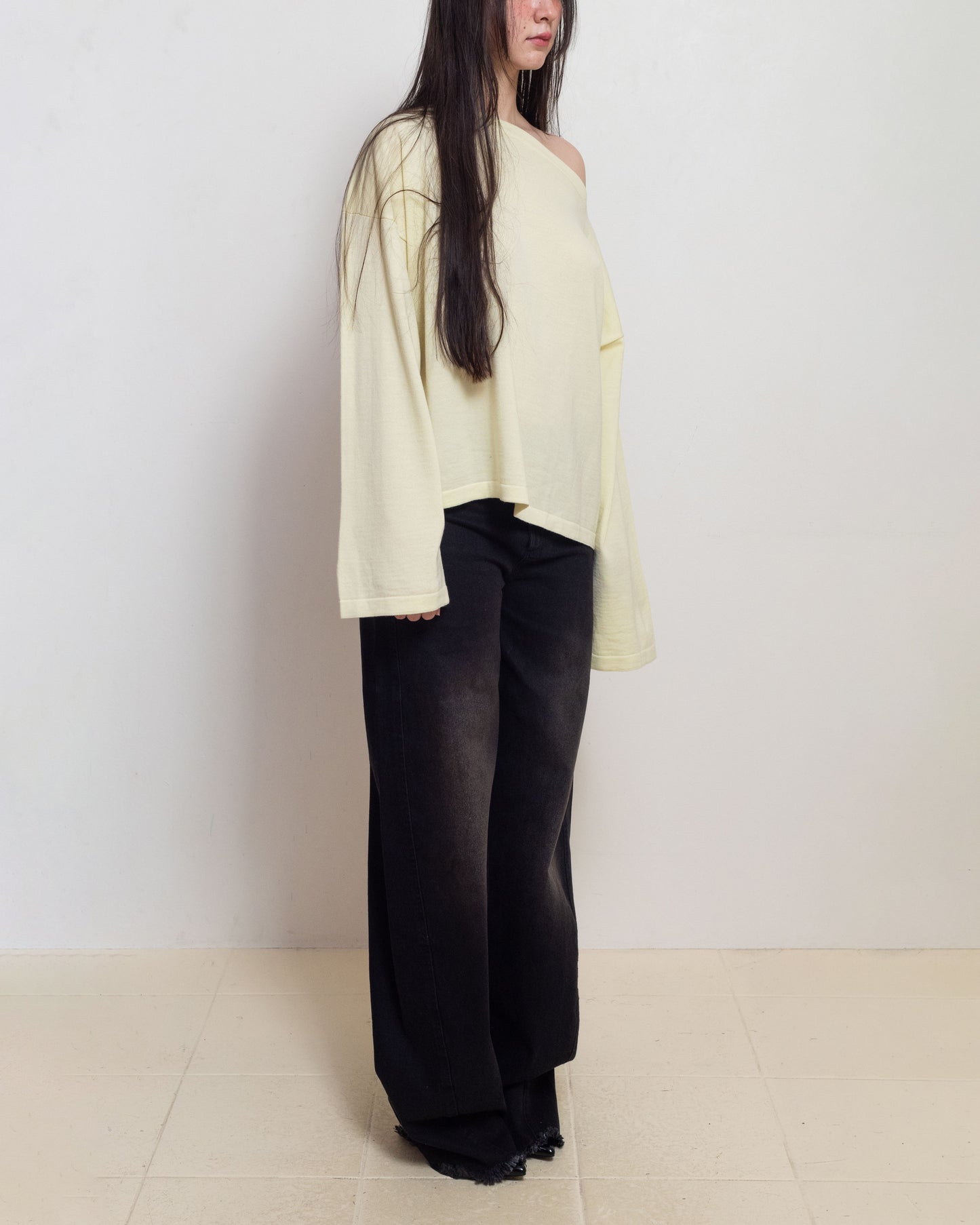 E RT N°41 Light Yellow Merino Boat-Neck