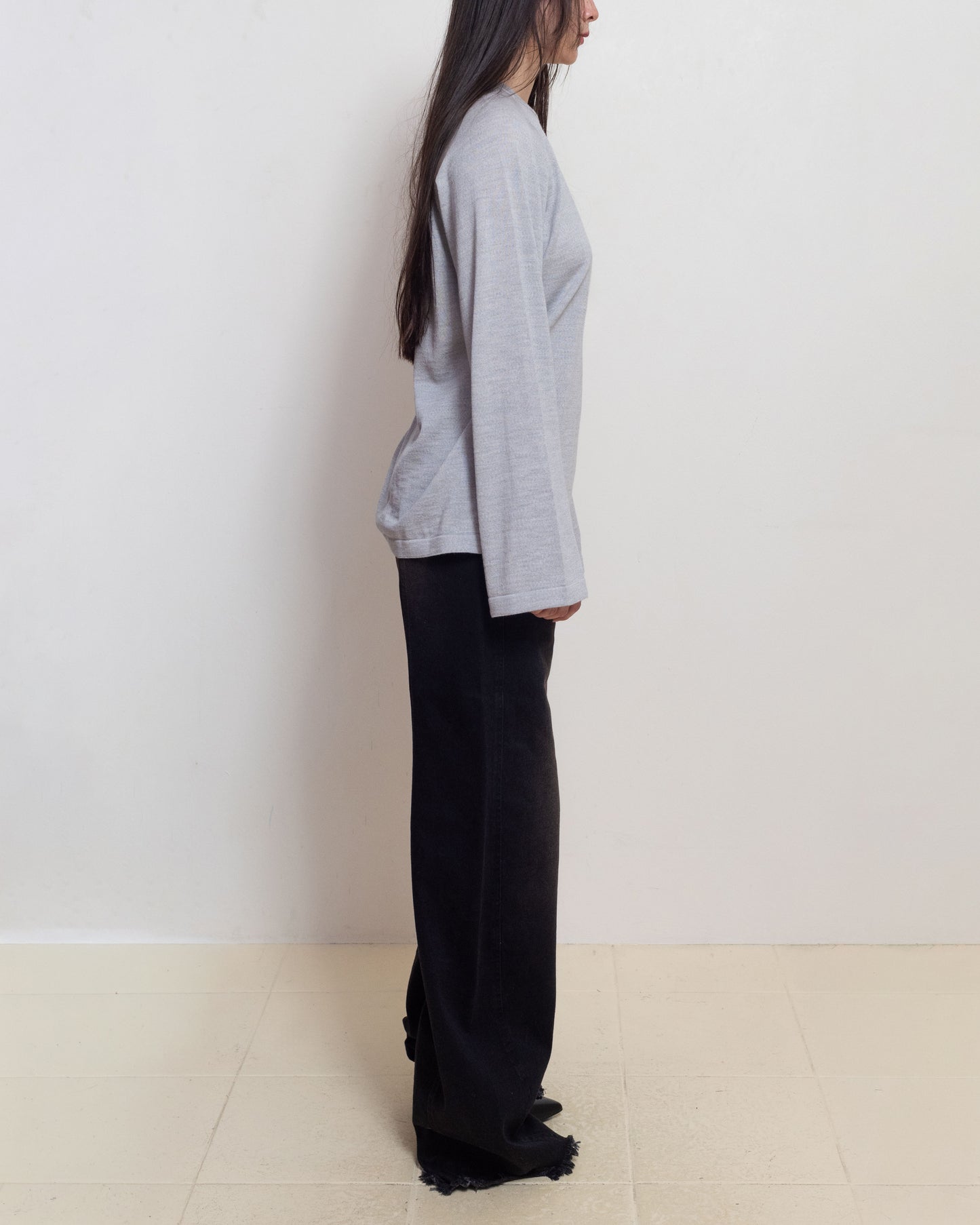 E RT N°20 Light Grey Merino Long Sleeve Tee