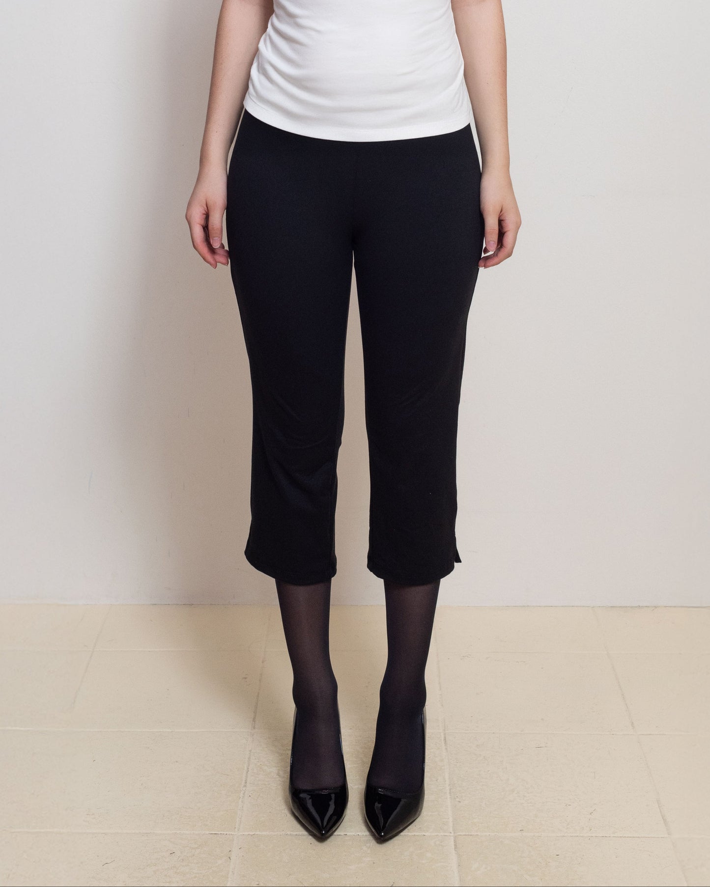 Midnight Psyche Capri